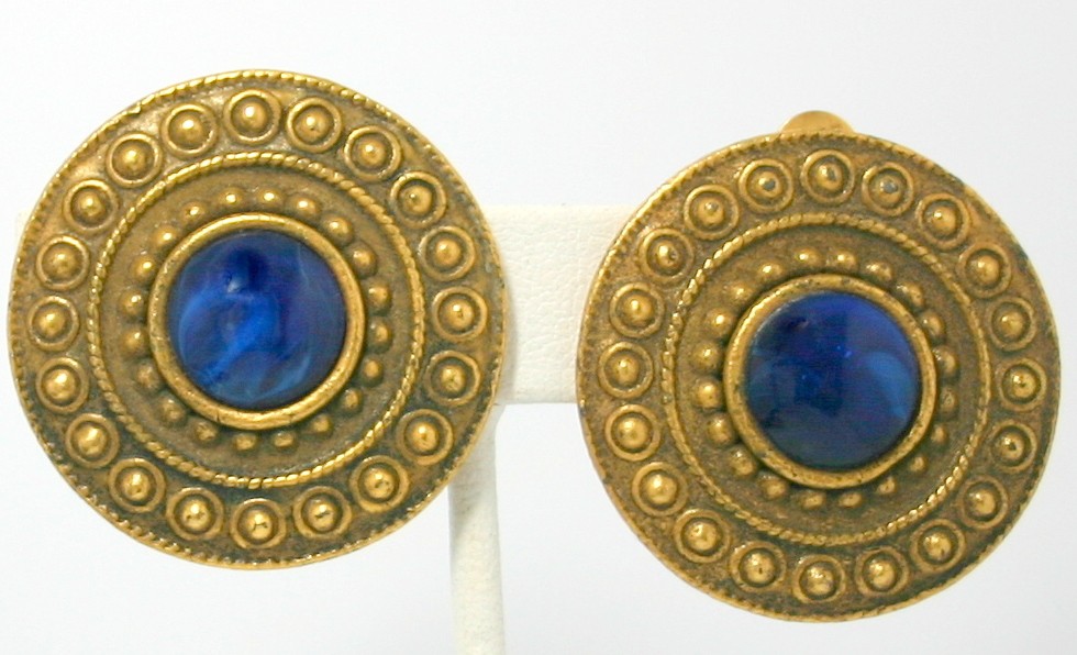 Front view of Blue Cabochons Earrings Clip