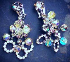 Clear Chatons Only Earrings Clip