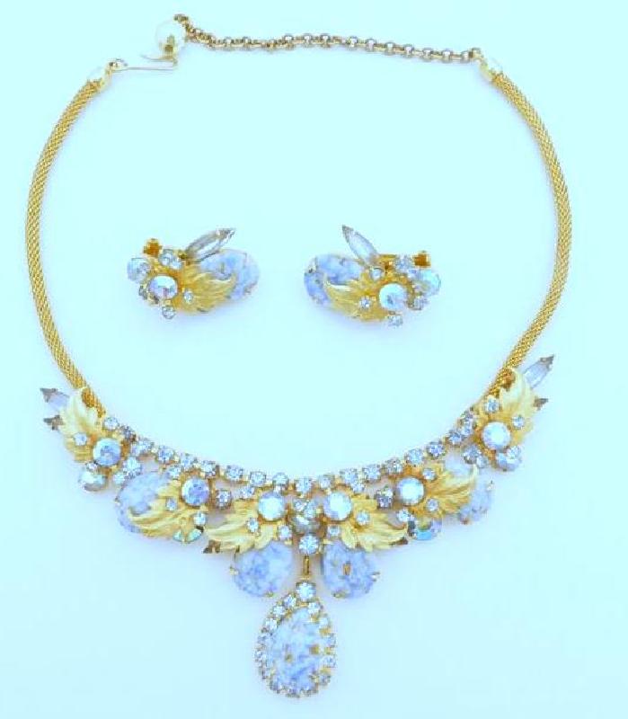 Front view of Blue Cabochons Striped Necklace