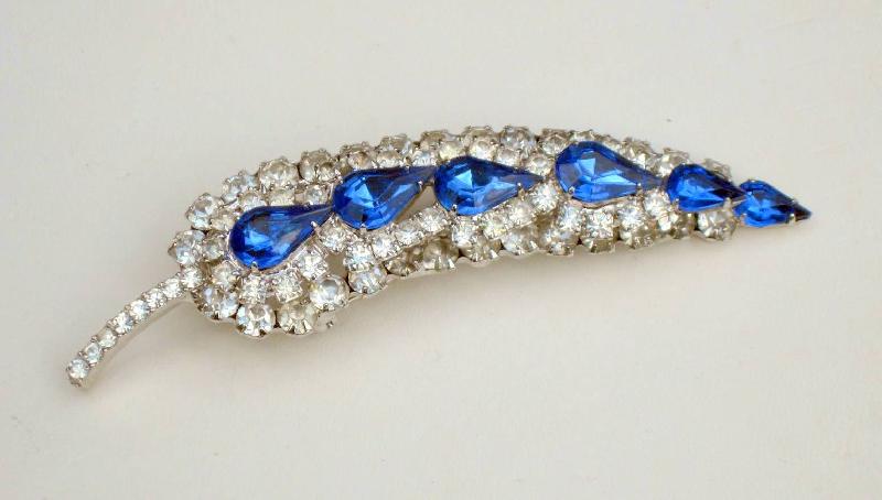 Front view of Blue Pear Brooch