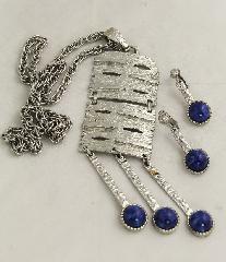 Blue Cabochons Pendant