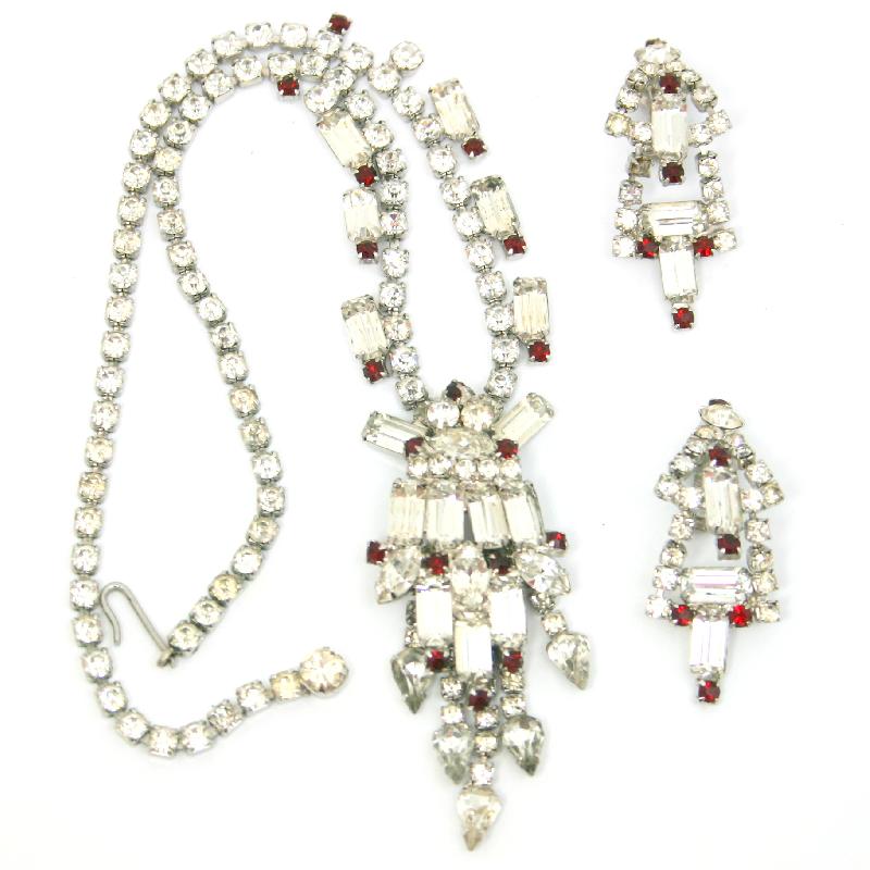 Front view of Clear Baguettes Necklace