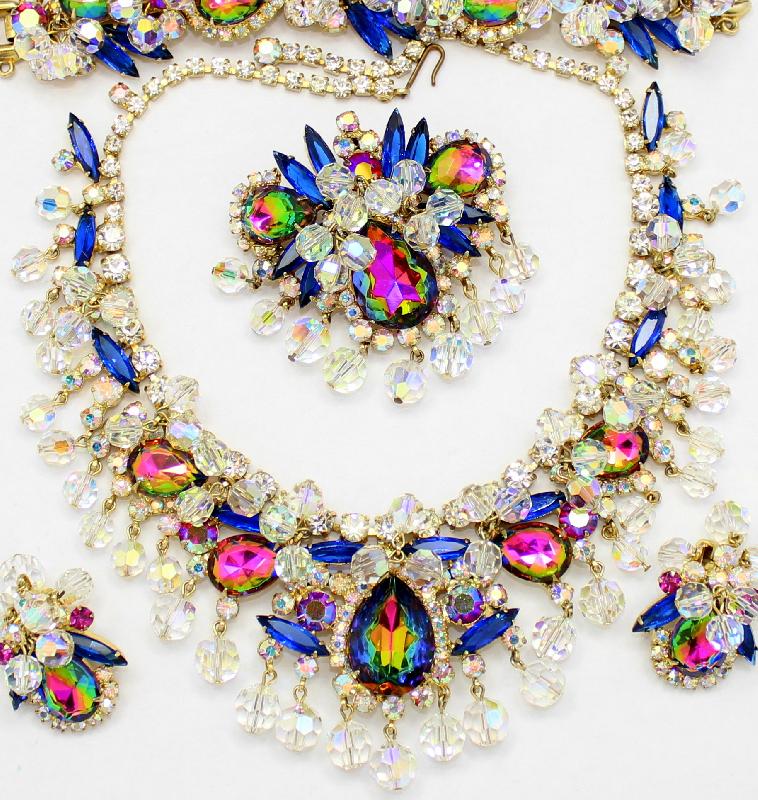 Front view of Blue Pear Multi-Color/Shaded Necklace