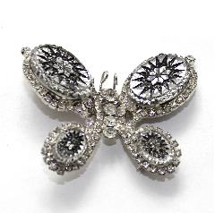 Clear Oval Molded/Cut Brooch