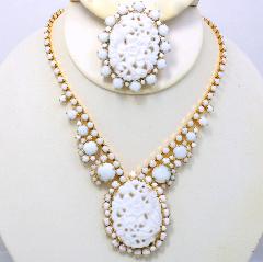 White (chalk Or Milk) Cabochons Molded/Cut Necklace