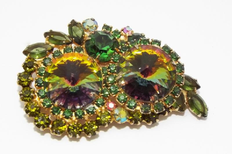 Front view of Green Navettes Rivoli/Margarita Brooch