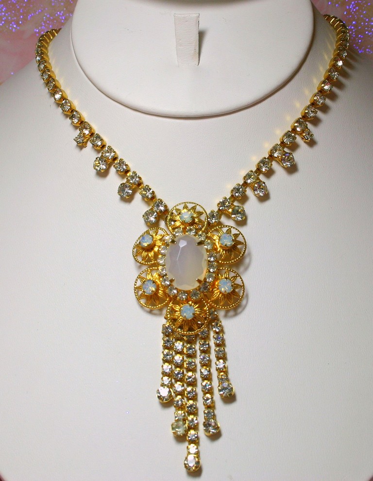 Front view of Clear Oval Necklace