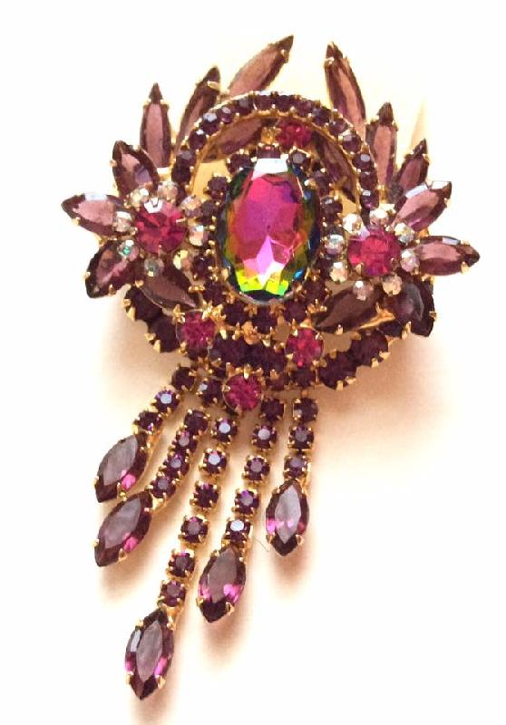 Front view of Purple (cardinal) Oval Multi-Color/Shaded Pin Pendant
