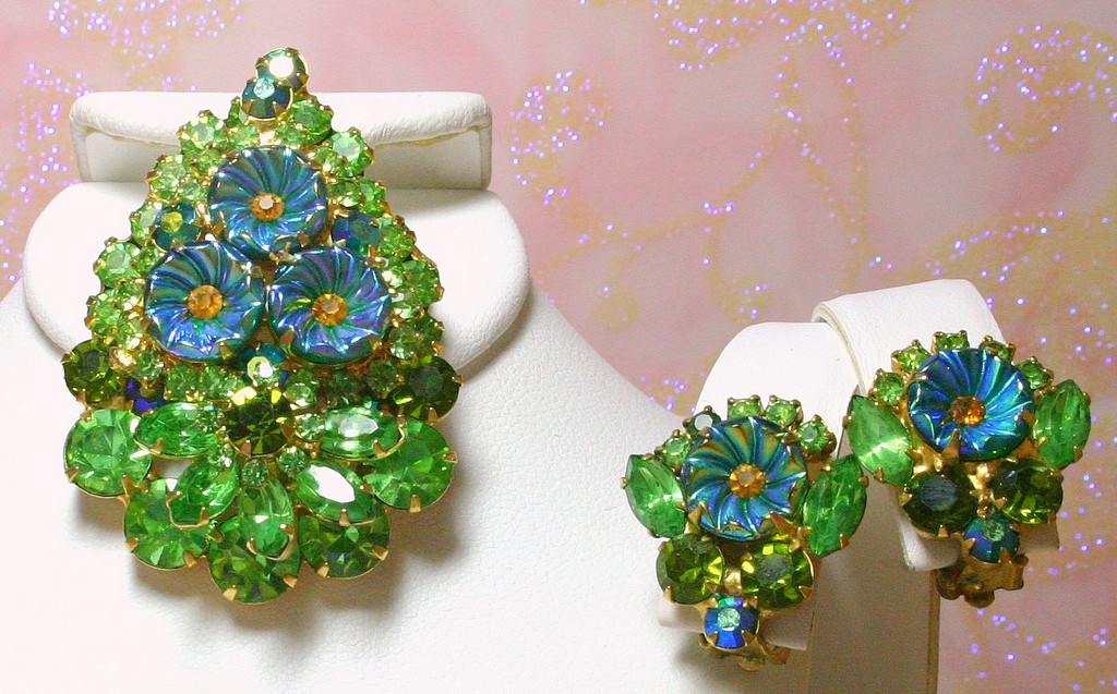 Front view of Multiple Colors Chatons Only Molded/Cut Earrings Clip