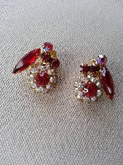 Red Navettes Earrings Clip