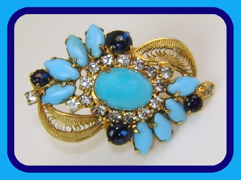 Front view of Blue Cabochons Plastic Rings