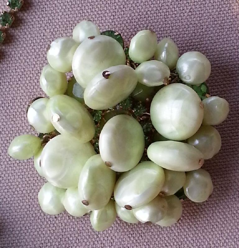 Front view of Green Chatons Only Givre Brooch
