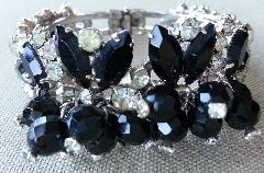 Black (jet) Navettes Bracelet Clamper