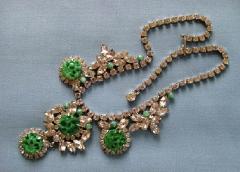 Green Cabochons Molded/Cut Necklace
