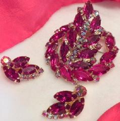 Pink Navettes Earrings Clip