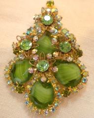 Green Pear Striped Pin Pendant