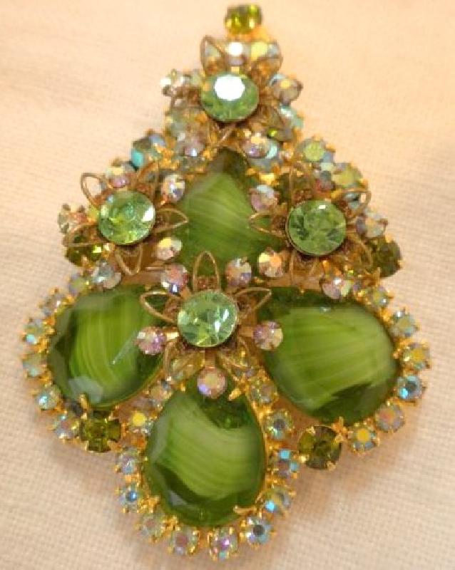 Front view of Green Pear Striped Pin Pendant