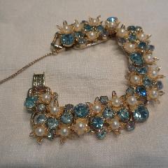 Multiple Colors Chatons Only Pearl Bracelet 5 Link