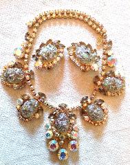 AB Cabochons Molded/Cut Necklace