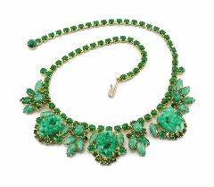 Green Cabochons Molded/Cut Necklace