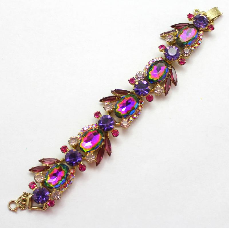 Front view of Purple (cardinal) Oval Multi-Color/Shaded Bracelet 5 Link