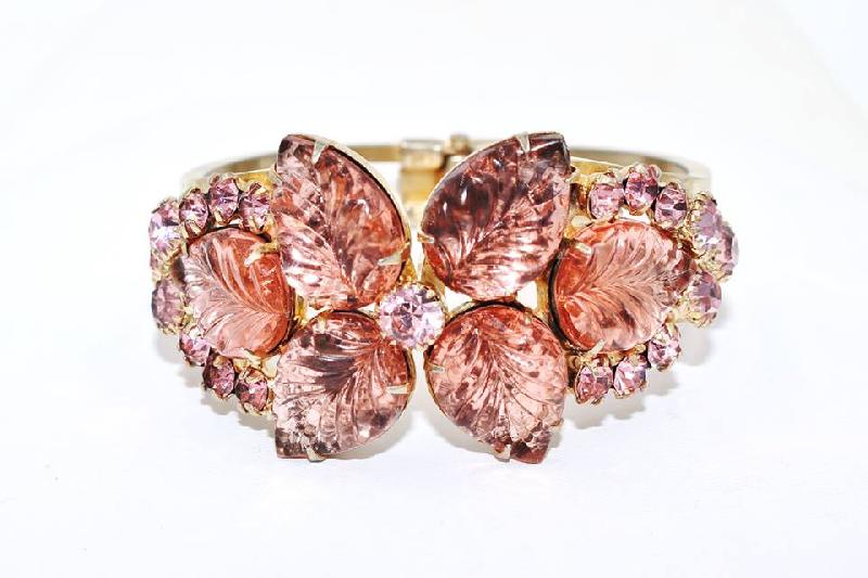 Front view of Pink Pear Molded/Cut Bracelet Clamper