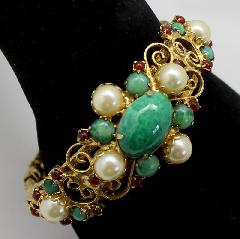 Green Cabochons Pearl Bracelet Clamper