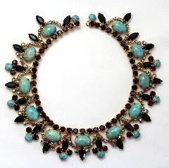 Turquoise Cabochons Spotted Necklace