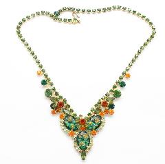 Green Oval Molded/Cut Necklace