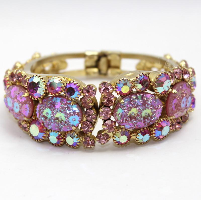 Front view of Pink Oval Molded/Cut Bracelet Clamper