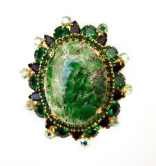 Green Cabochons Spotted Pin Pendant