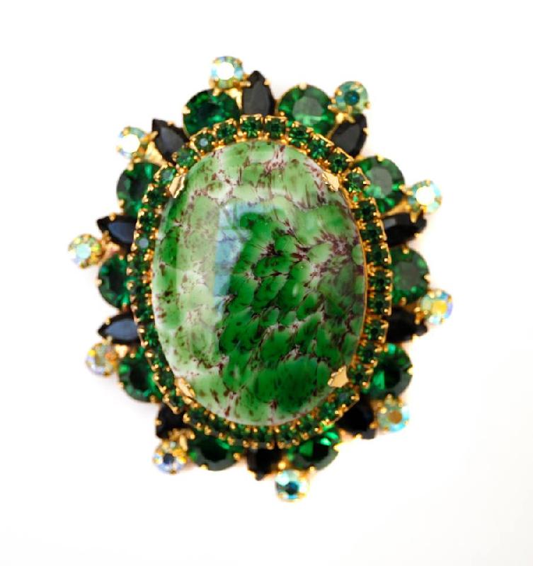 Front view of Green Cabochons Spotted Pin Pendant
