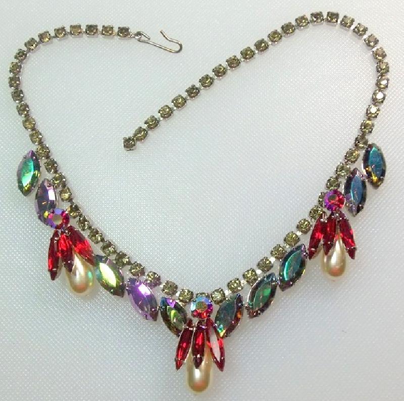 Front view of Multiple Colors Navettes Pearl Necklace