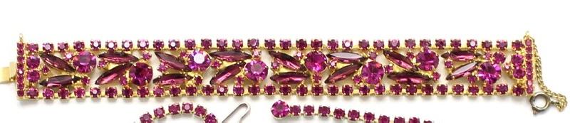 Front view of Pink Navettes Bracelet Flat Push In