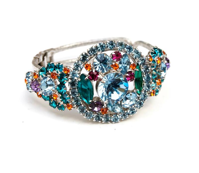 Front view of Blue Navettes Bracelet Clamper
