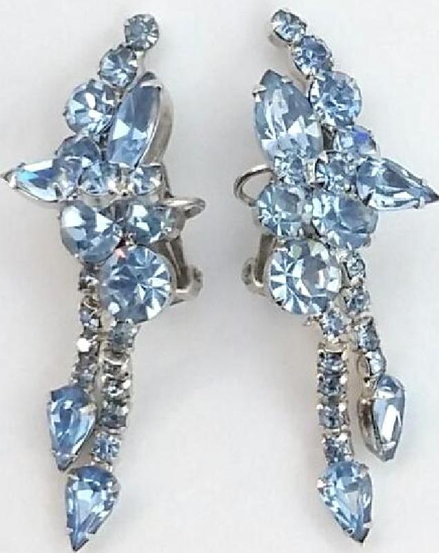 Front view of Blue Pear Earrings Clip