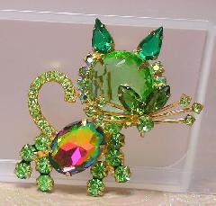 Green Pear Multi-Color/Shaded Brooch