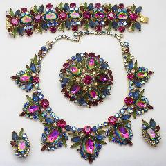 Purple (cardinal) Oval Multi-Color/Shaded Bracelet 5 Link