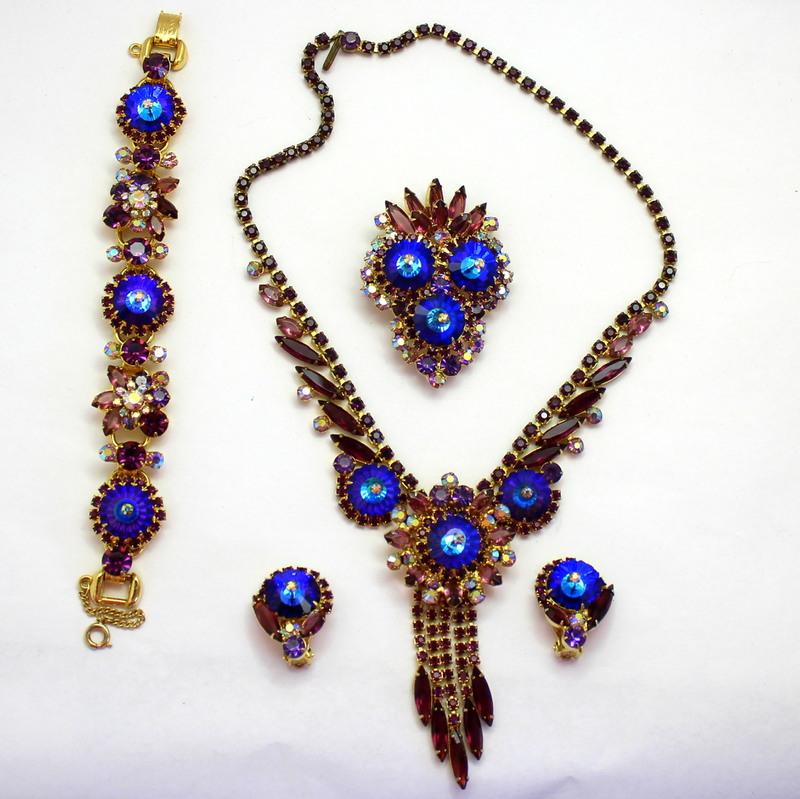 Front view of Purple (cardinal) Navettes Rivoli/Margarita Bracelet 5 Link