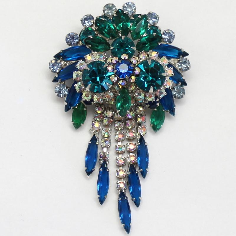 Front view of Blue Navettes Pin Pendant