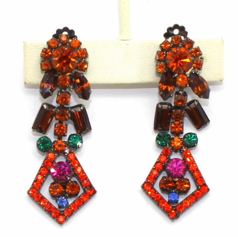 Front view of Orange Baguettes Earrings Clip