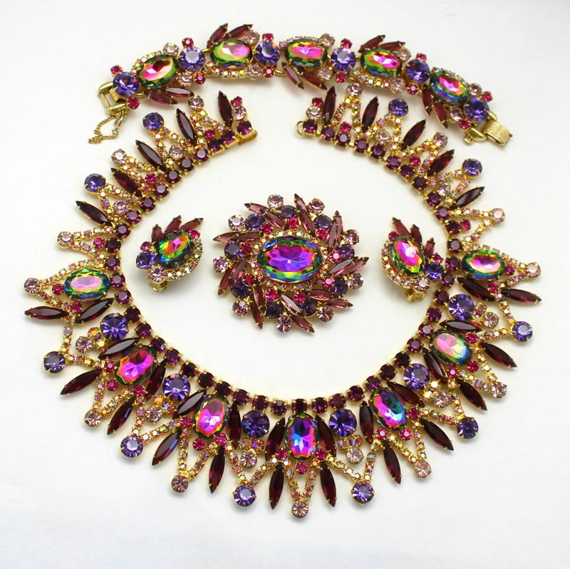 Front view of Purple (cardinal) Oval Multi-Color/Shaded Bracelet 5 Link