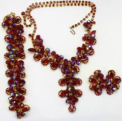 Red Navettes Bracelet 5 Link