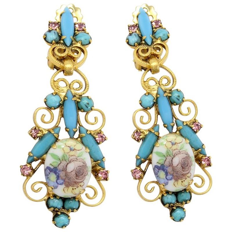Front view of Turquoise Oval Painted (hand/Transfer) Earrings Clip