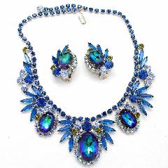 Blue Oval Multi-Color/Shaded Necklace