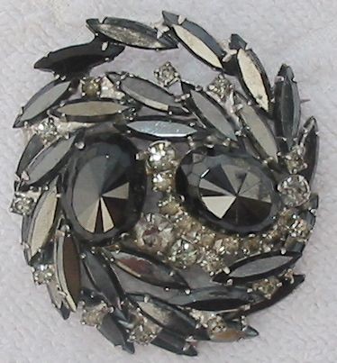 Front view of Hematite Oval Molded/Cut Brooch