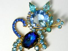 Blue Pear Multi-Color/Shaded Brooch
