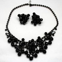 Black (jet) Pear Necklace