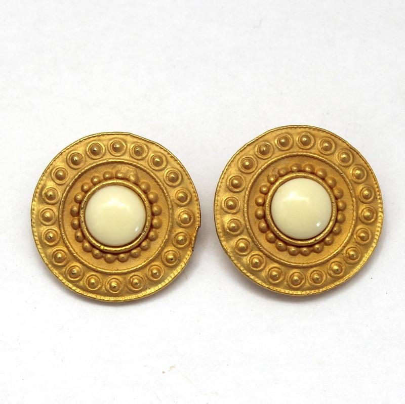 Front view of White (chalk Or Milk) Cabochons Earrings Clip