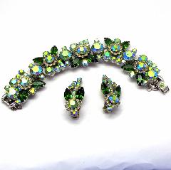 Green Navettes Bracelet 5 Link